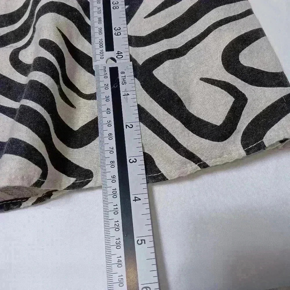 Sincerely Jules  Dress. Ladies size L - Picture 3 of 5